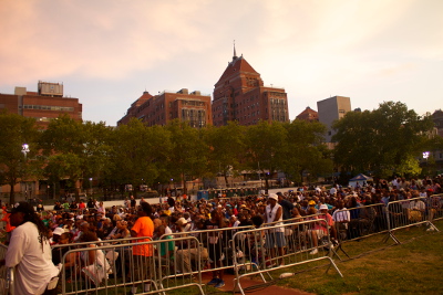 Ore than a thousand people turned up to see and hear the sounds of Morris Day and the Time.     Photo by Jessica Nieberg