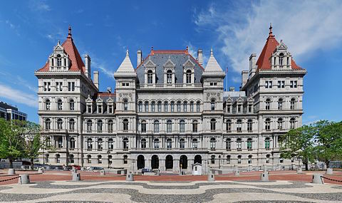 480px-NYSCapitolPanorama