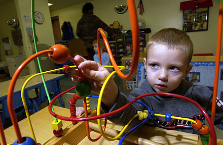 US_Navy_050114-N-3659B-050_he_Morale_Welfare_and_Recreation_Child_Development_Center_on_board_Naval_Support_Activity_Mid-South_in_Millington,_Tenn.,_provides_daycare_services-2
