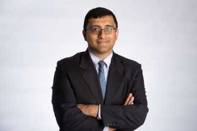 Kapil-Longani-Headshot-1536×1025
