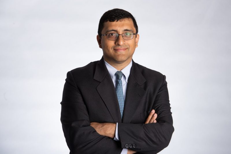 Kapil-Longani-Headshot-1536×1025