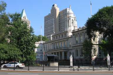 City Hall [Credit: "Aude" of Wikimedia Commons]