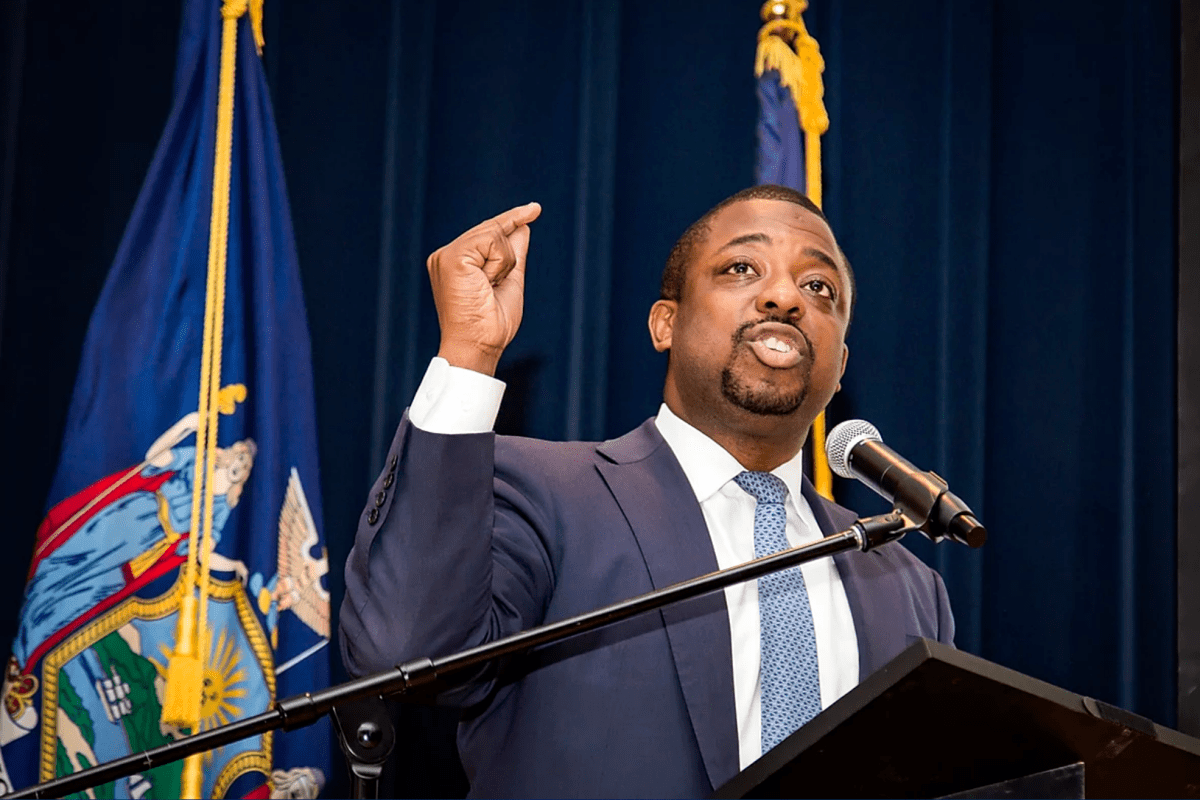 State Senator Brian Benjamin (Photo Credit: www.brianbenjamin.org)