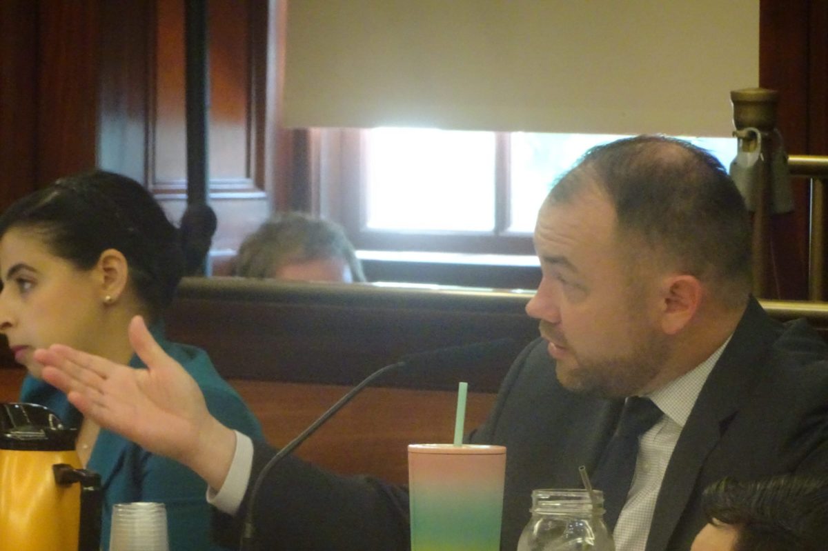 Speaker Corey Johnson takes Con Edison to task over their failings (Photo by William Engel)