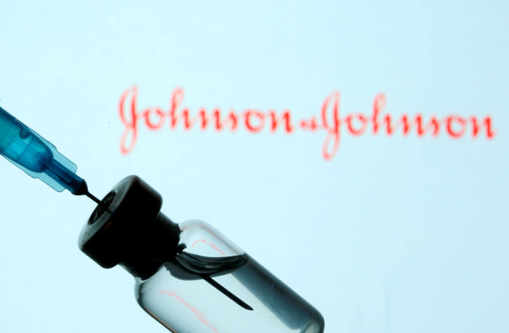 2021-01-29T135648Z_1_LYNXMPEH0S12H_RTROPTP_4_HEALTH-CORONAVIRUS-VACCINES-JOHNSON-JOHNSON-1024×670-1