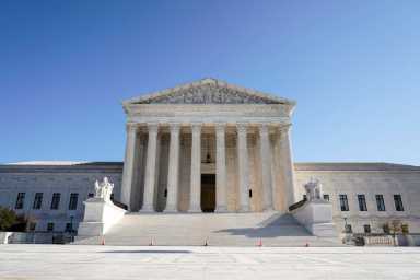 2021-04-05T140014Z_3_LYNXMPEH340N5_RTROPTP_4_USA-COURT-ABORTION-KENTUCKY-1200×800-1
