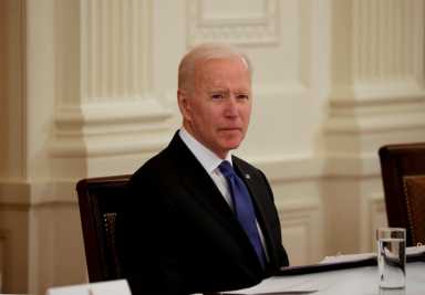2021-04-22T191200Z_2_LYNXMPEH3L17Y_RTROPTP_4_USA-BIDEN-SMALL-BUSINESS-1200×835-1