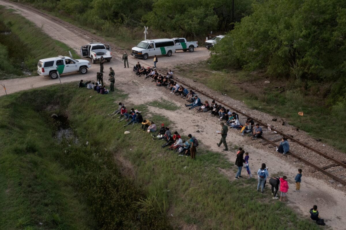 2021-05-14T102727Z_1_LYNXMPEH4D0JF_RTROPTP_4_USA-IMMIGRATION-BORDER-1200×799-1