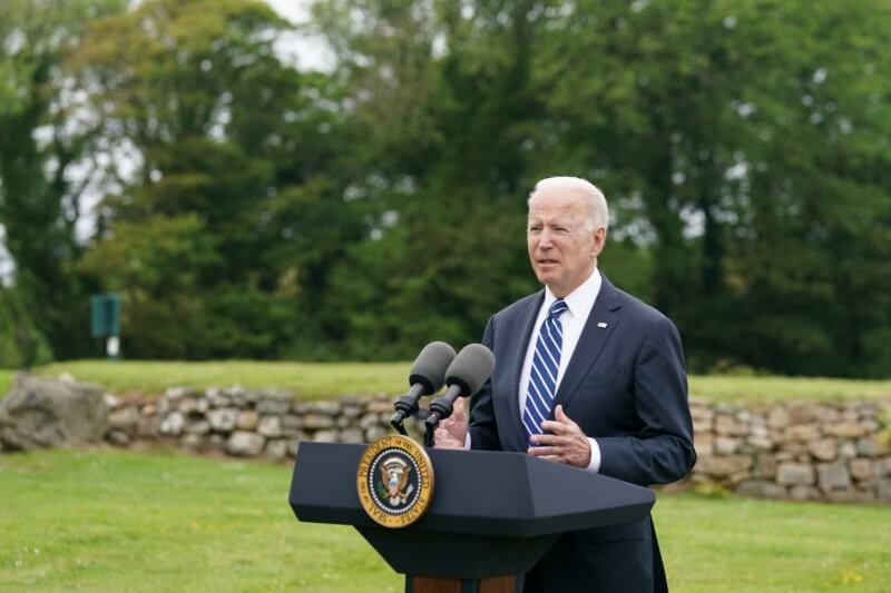 2021-06-11T135554Z_1_LYNXNPEH5A0SR_RTROPTP_3_G7-SUMMIT-BIDEN
