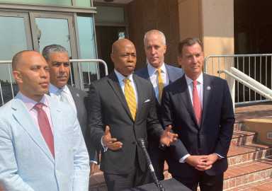 DCCC_Adams_Meeting-1200×844-1