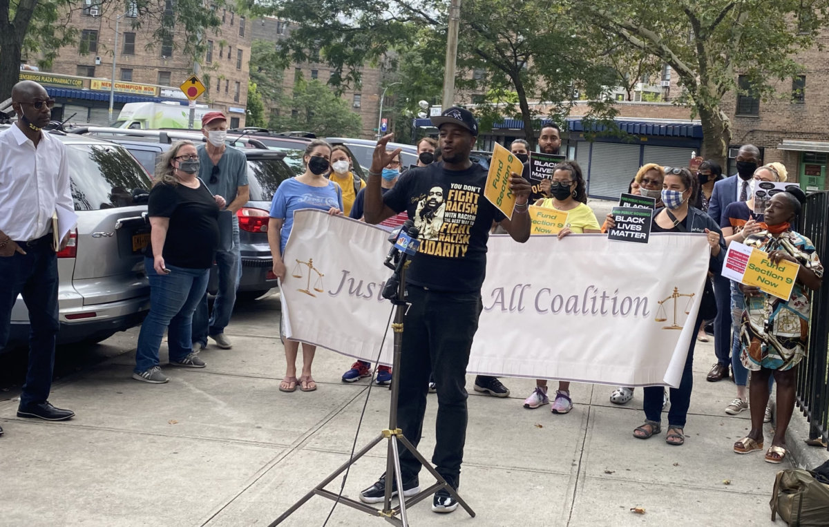 Residents file a classaction lawsuit against NYCHA claiming lagging