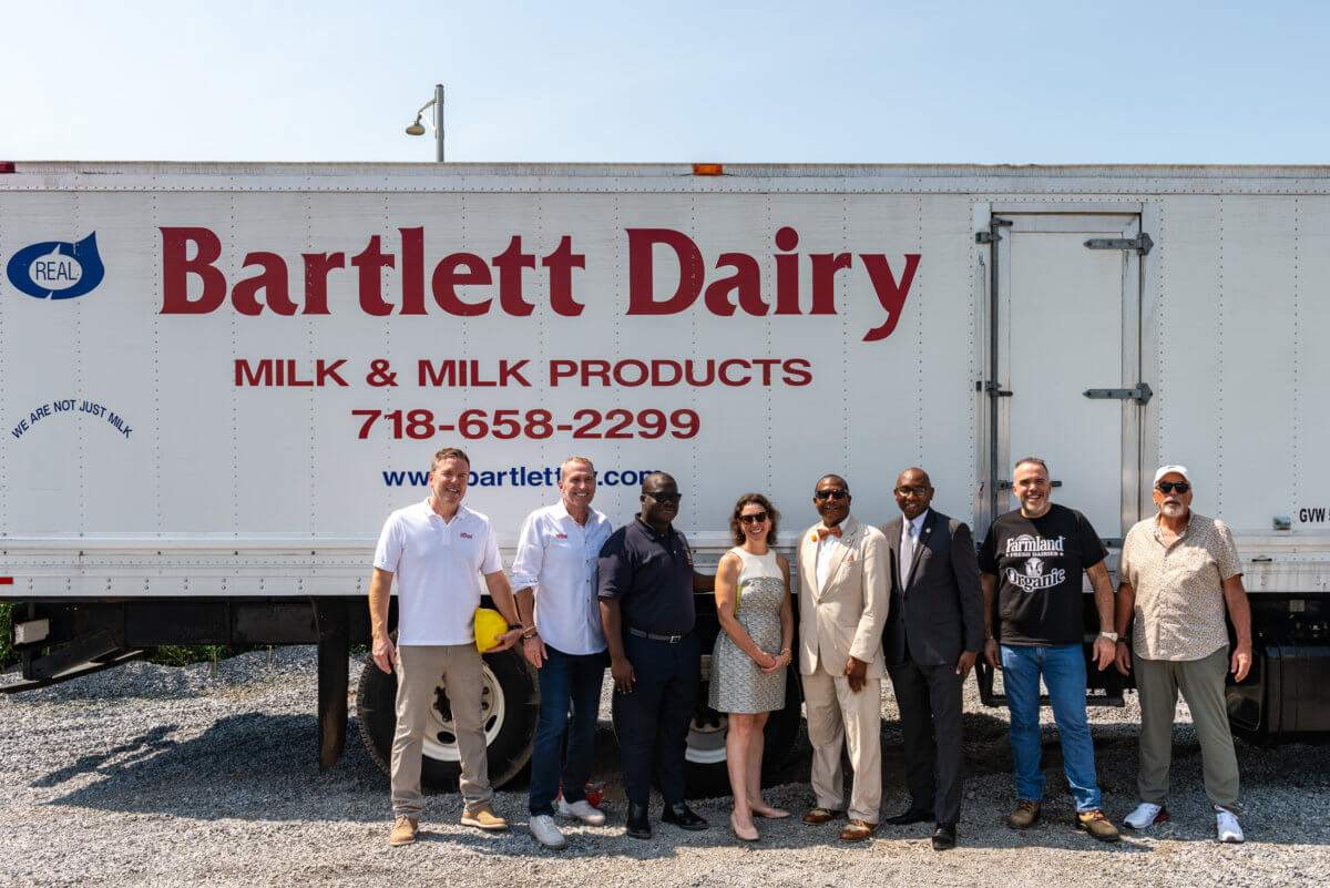 QNS_BartlettDairyGroundBreaking_081221_Holtermann-11-1200×801-1