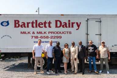 QNS_BartlettDairyGroundBreaking_081221_Holtermann-11-1200×801-1