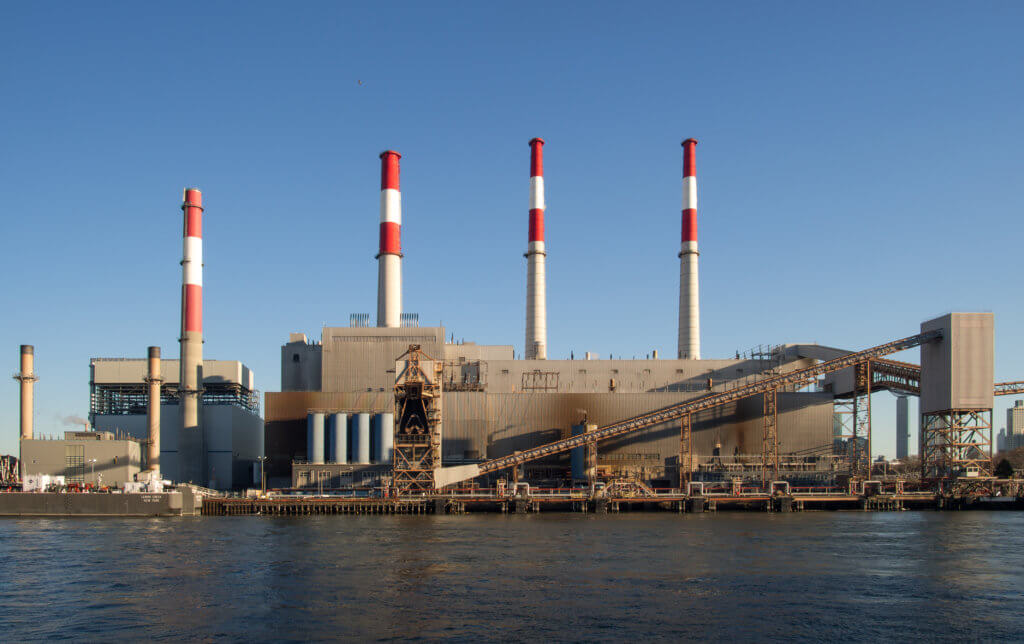Ravenswood_Generating_Station_41875-1024×644-1