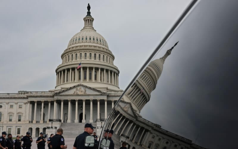 2021-09-08T185336Z_1_LYNXMPEH870ZQ_RTROPTP_3_USA-CAPITOL-SECURITY