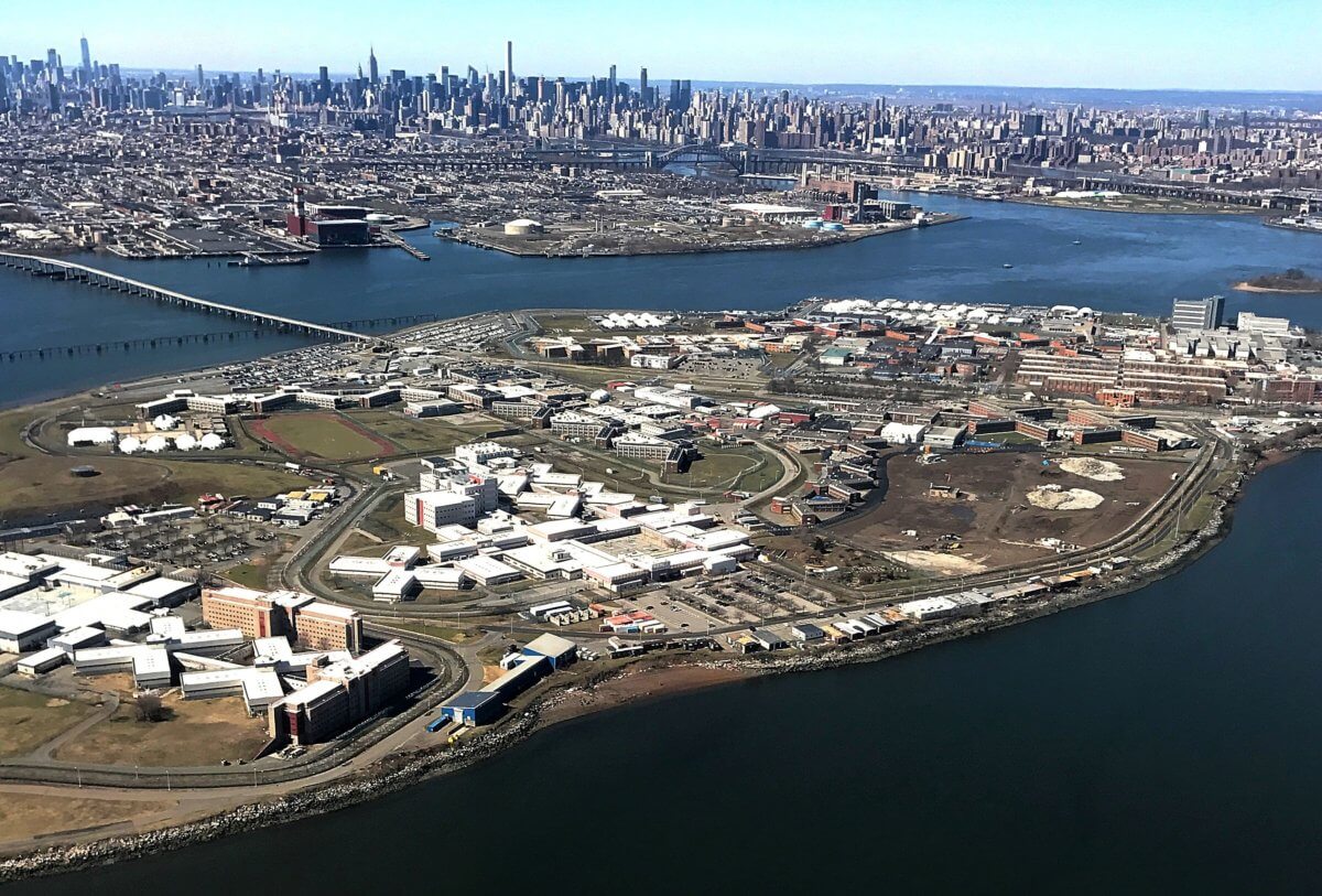 2021-09-13T171347Z_410686179_RC25PP9TZOUW_RTRMADP_3_USA-CRIME-NEW-YORK-RIKERS-1200×813-1