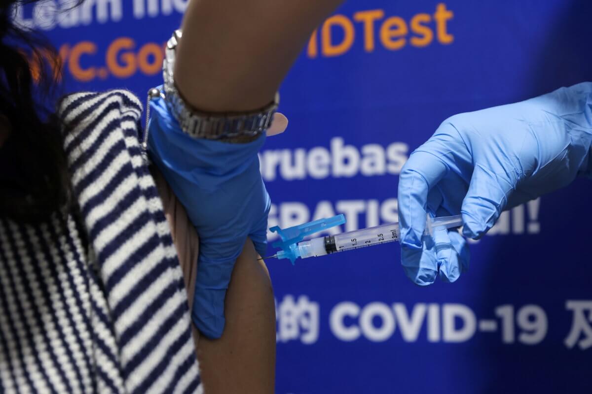 2021-03-29T154942Z_1322508019_RC23LM93W4O6_RTRMADP_3_HEALTH-CORONAVIRUS-USA-FAMILY-1200×800-1