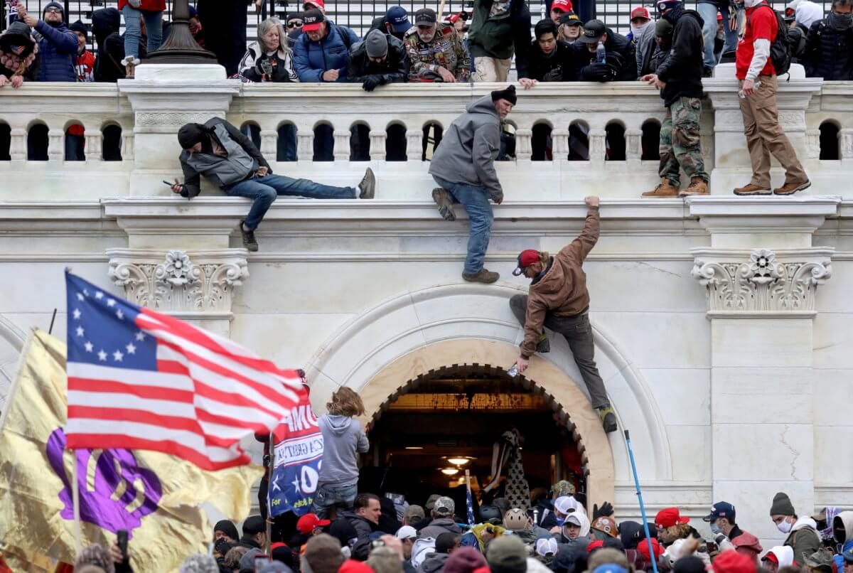 2021-10-26T142607Z_1_LYNXMPEH9P0YD_RTROPTP_4_USA-CAPITOL-ARRESTS-EVIDENCE-1200×806-1