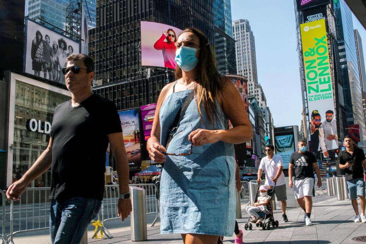 2021-10-13T135610Z_3_LYNXMPEH9C0NS_RTROPTP_4_HEALTH-CORONAVIRUS-USA-MASKS-1200×801-1