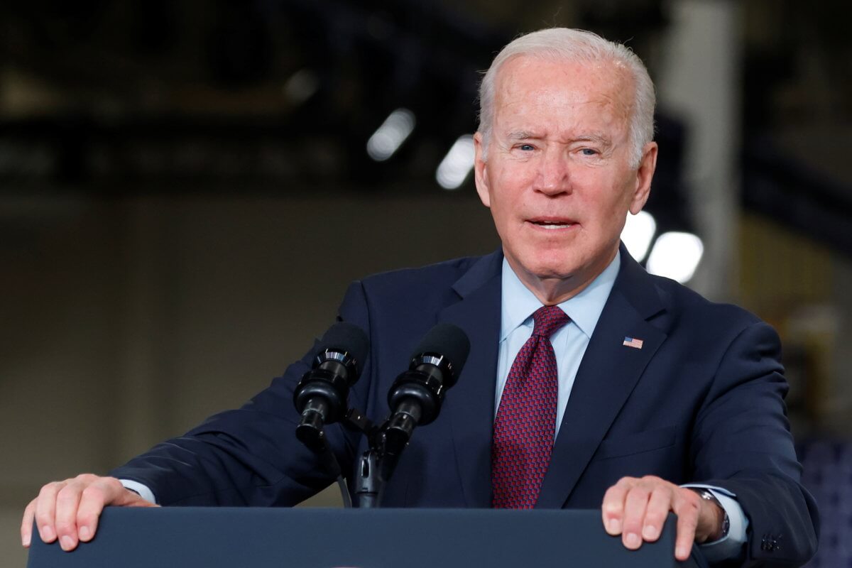 2021-11-18T165011Z_1_LYNXMPEHAH0YA_RTROPTP_4_USA-BIDEN-INFRASTRUCTURE-1200×800-1