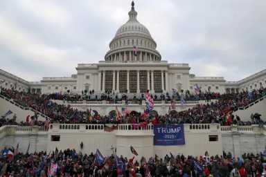 2021-12-28T163404Z_1_LYNXMPEHBR0J0_RTROPTP_4_USA-ELECTION-TRUMP-1200×800-1