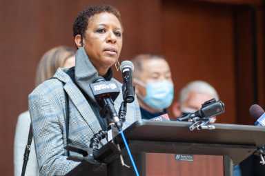 QNS_QBH_GeorgeFloyd_042121_Holtermann-3-1200×798-1