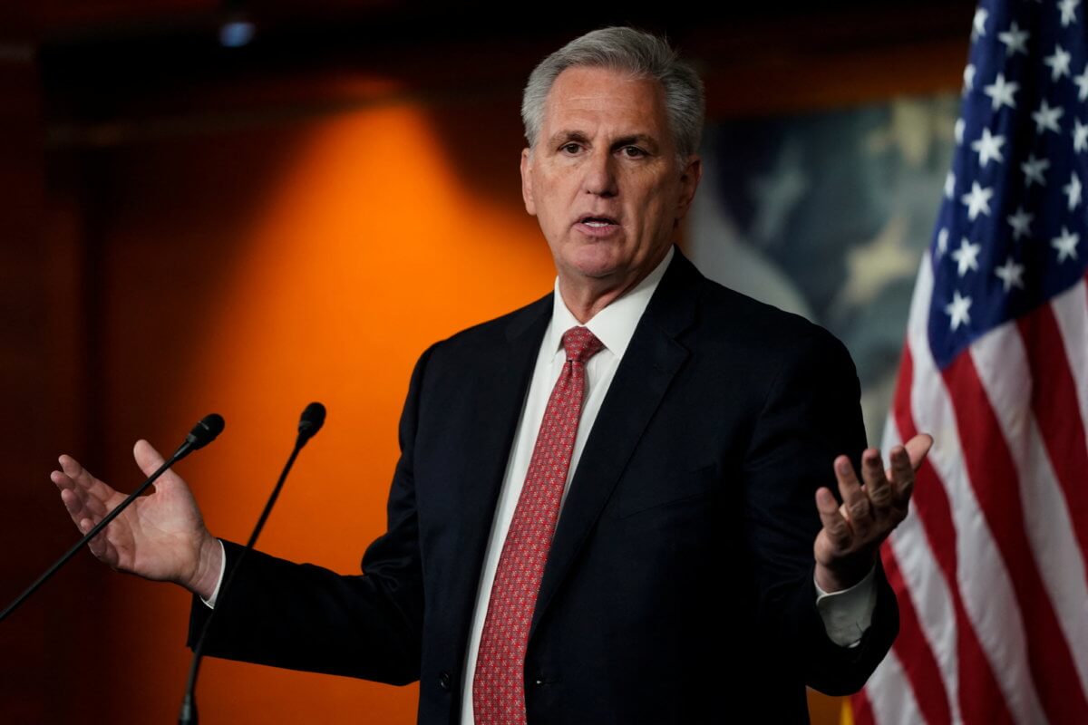2022-01-12T210027Z_1_LYNXMPEI0B0ZB_RTROPTP_4_USA-CONGRESS-1200×800-1