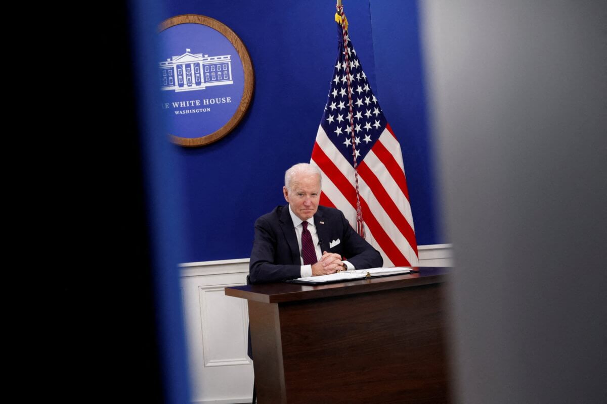 2022-01-21T173605Z_1_LYNXMPEI0K0YY_RTROPTP_4_USA-BIDEN-1200×800-1