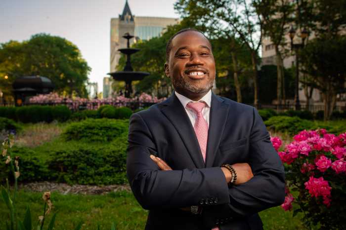 Khari Edwards – Ayr Wellness