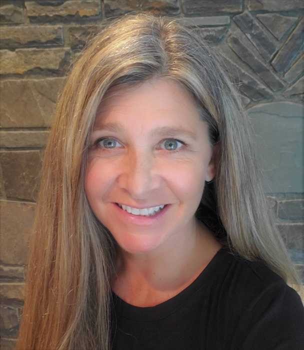 Melissa Gibson Headshot 2021