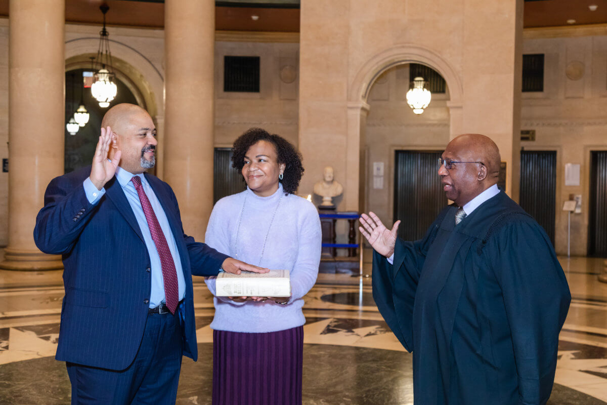 alvin-bragg-sworn-in-1200×800-1