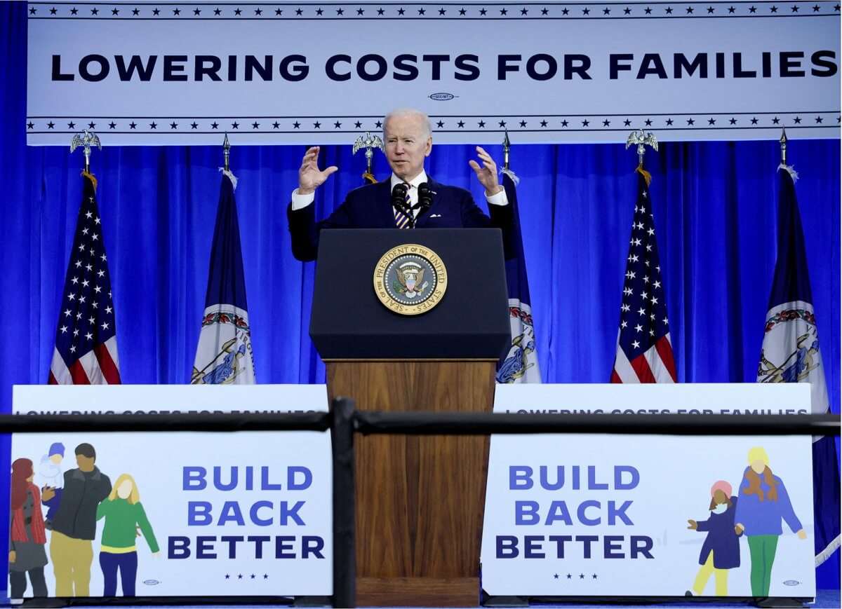 2022-02-10T201100Z_2_LYNXMPEI1915S_RTROPTP_4_USA-BIDEN-1200×869-1
