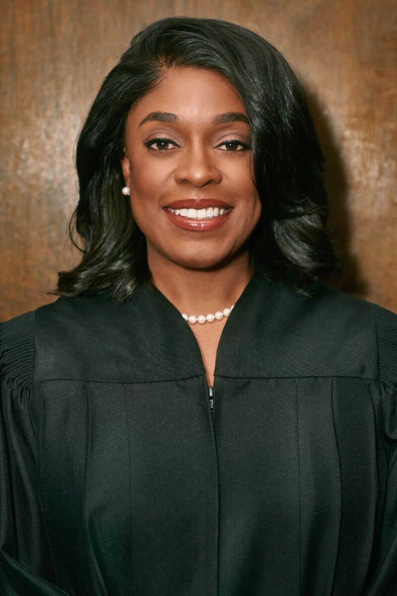 judge-dweynie-esther-paul-2021-03-05-nk-cl01-800×1200-1