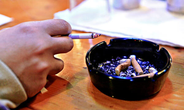 carsmokingbill_ft_2012_02_16_q_apphoto-gerrybroome_z