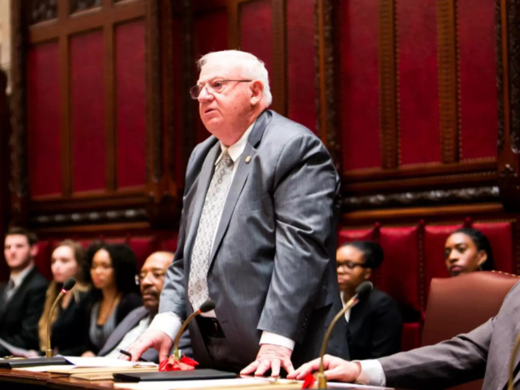 sen._brooks_on_floor_of_senate3-1024×768-2