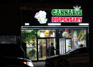 Cannabis-Dispensary_Photo-ET-Rodriguez-1