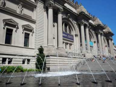 The_Metropolitan_Museum_of_Art_-_panoramio_1-1200×900-1