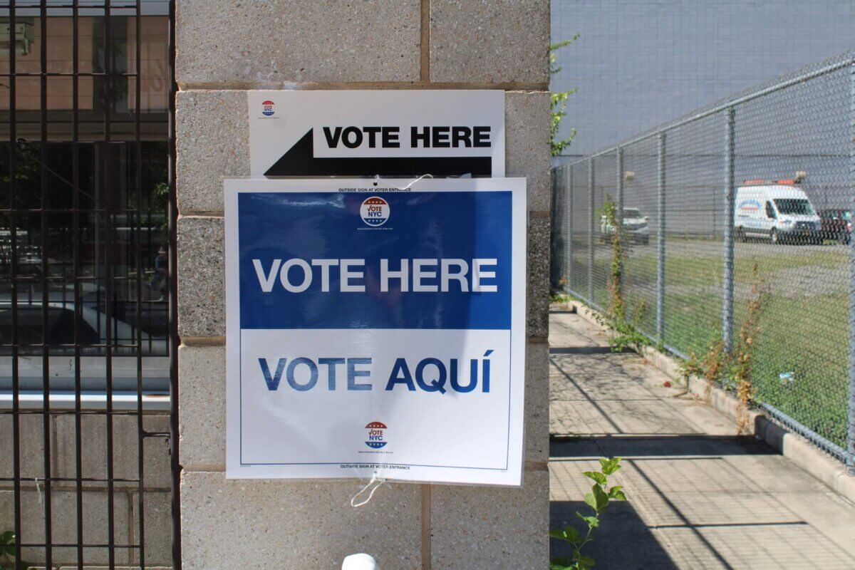 voteheresign-scaled-1-1200×800-1