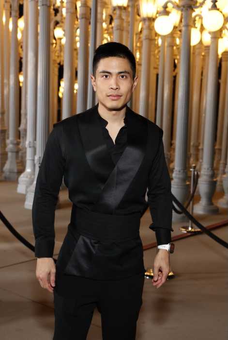 Bing Chen- Gold House